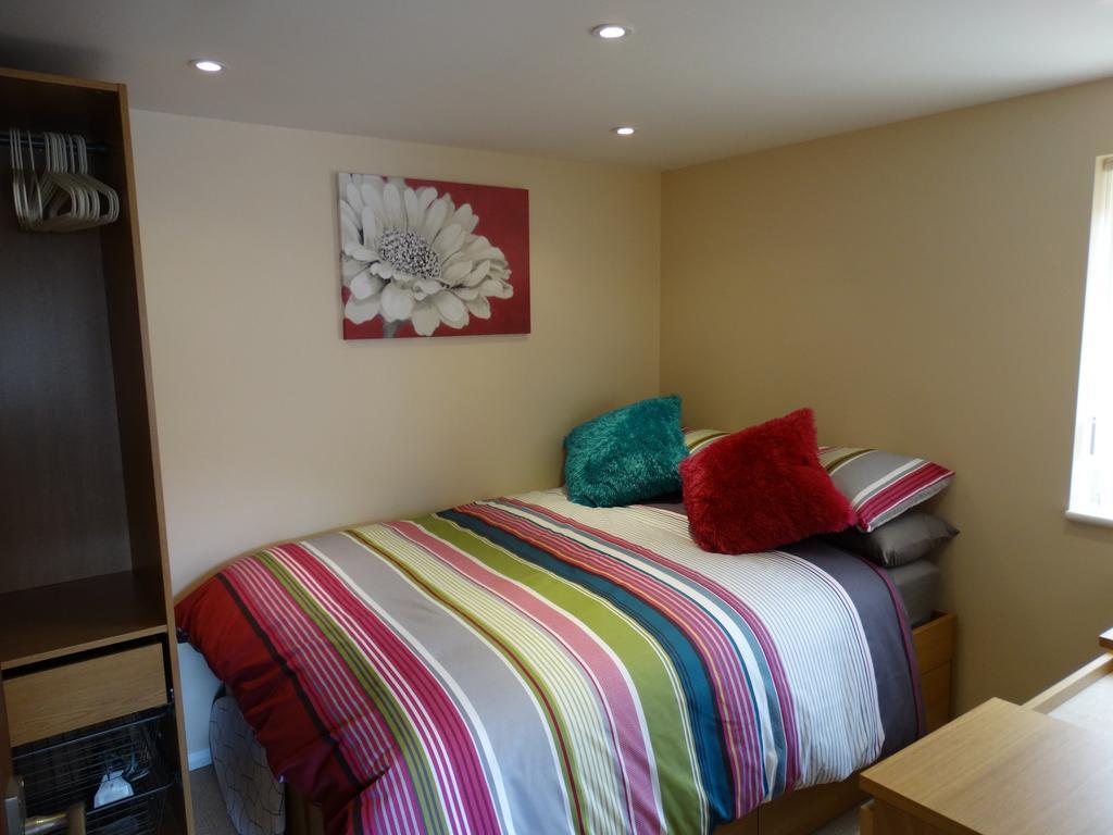 Histon Central Apartments Cambridge  Oda fotoğraf